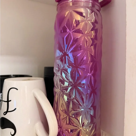 Iridescent Pink Geometric Sport Water Bottle with Flip Straw - Picture 5 of 5